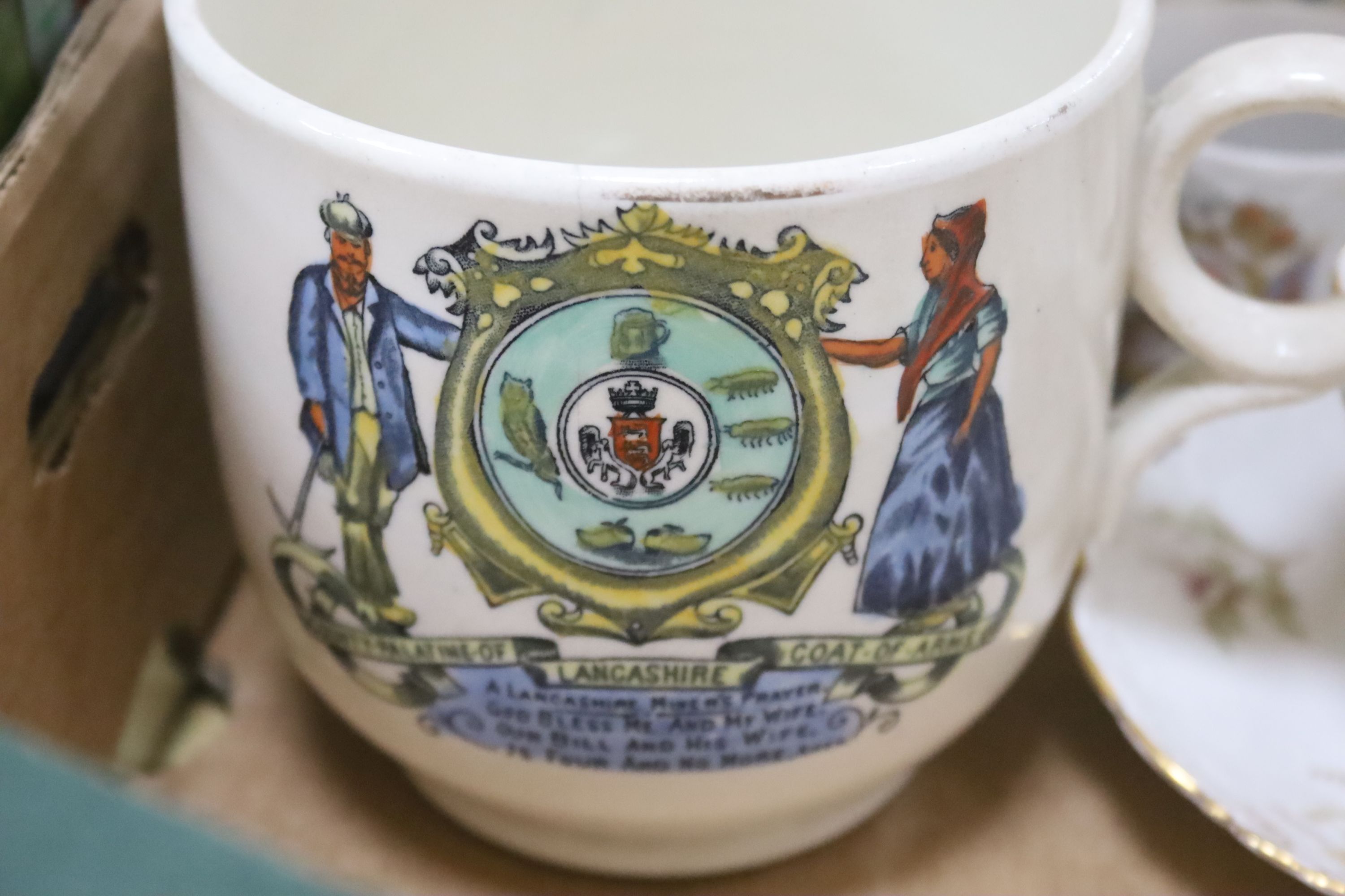 A collection of commemorative ceramics, including a pearlware Orangemen mug dedicated to William III, 11.5cm high